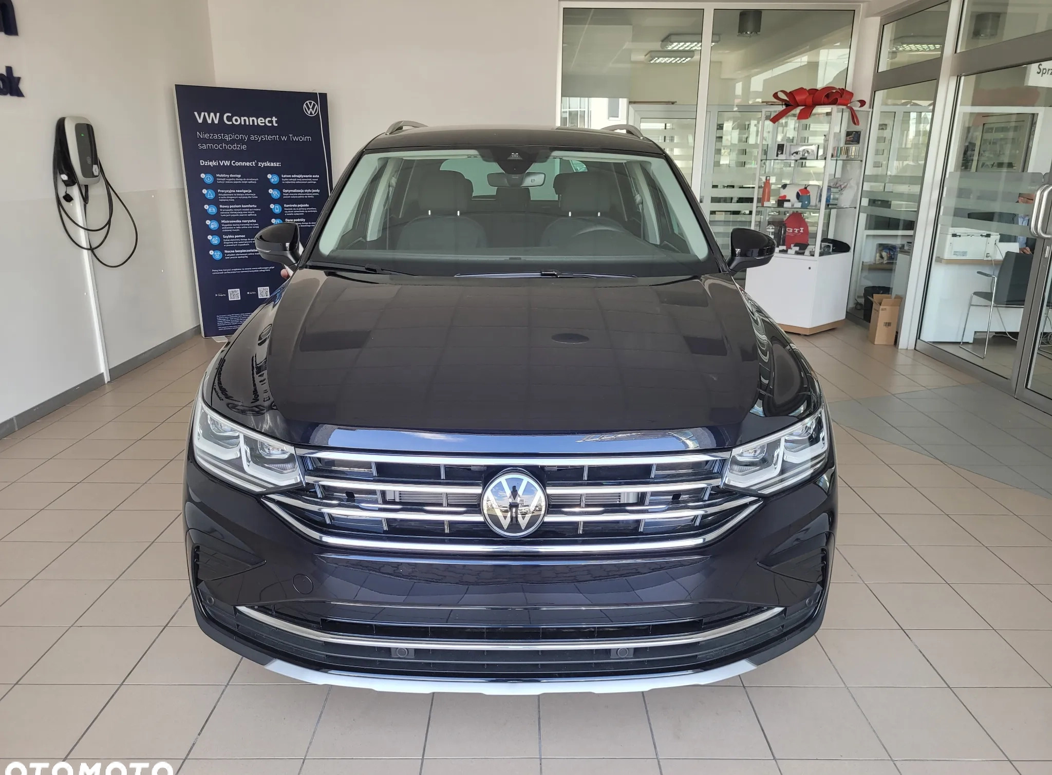 Volkswagen Tiguan cena 179990 przebieg: 5, rok produkcji 2024 z Sławków małe 106